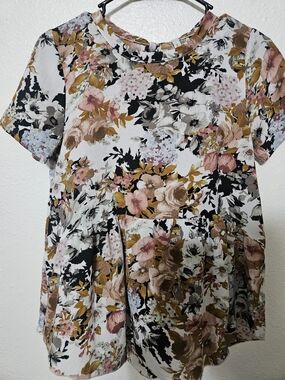 orange creek White Floral Short-Sleeve Peplum Top